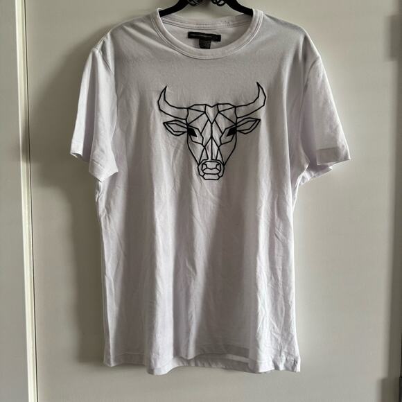 French Connection White Black Bull Embroidered Short Sleeve Crew Neck Tee sz L - Picture 1 of 5